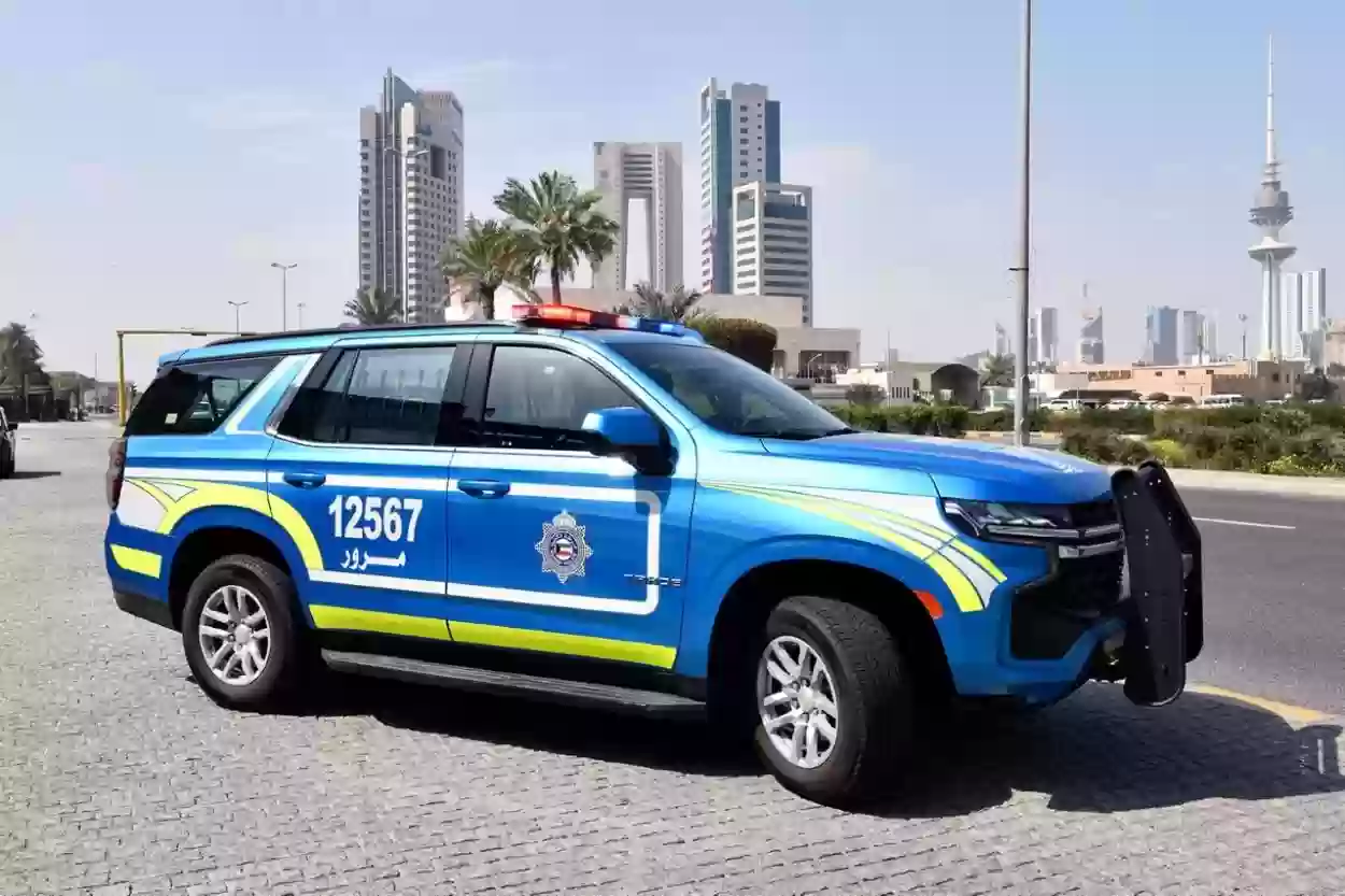 كم يكلفك استخدام الجوال أثناء القيادة في الكويت